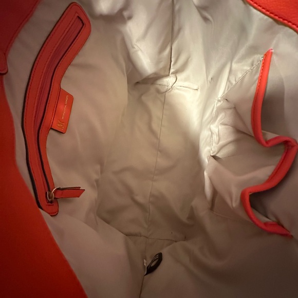 2PC set Stylish Black purse and Orange Women's Tote Bag - Picture 4 of 9